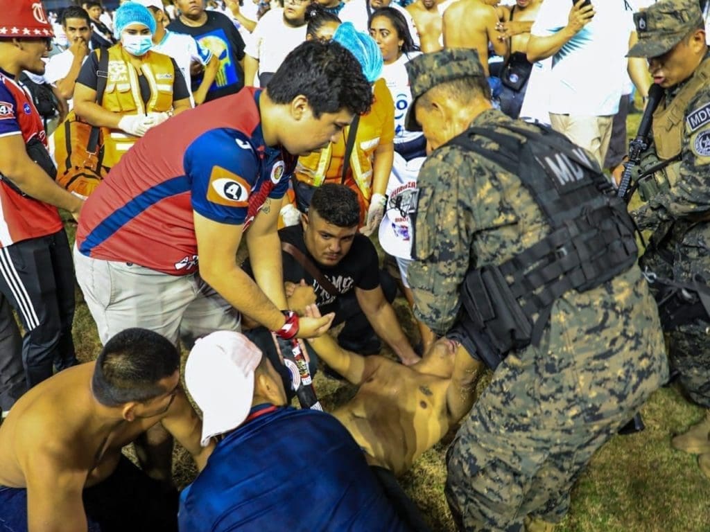 On May 20, during the match between Alianza and Club Deportivo FAS, a stampede took place, leaving 12 people dead and several injured. Héctor Rivas was transferred to the field of the stadium where he received oxygen and medication after being injured in the incident. 