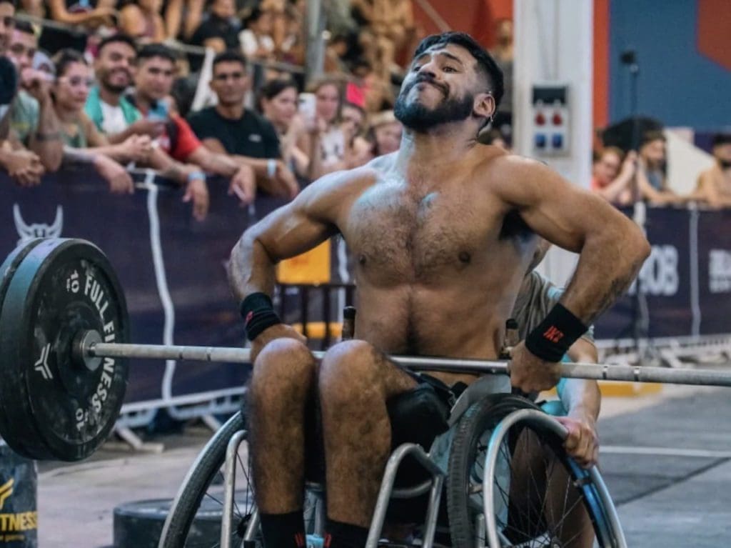 Since his motorcycle accident, Andrés began training and competing in CrossFit. He participated to various events, such as the Freedom Battle tournament, and aims to compete globally.