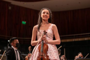 Pilar Policano became the youngest person to win the Mozarteum Argentino scholarship to study the violin with masters in Vienna